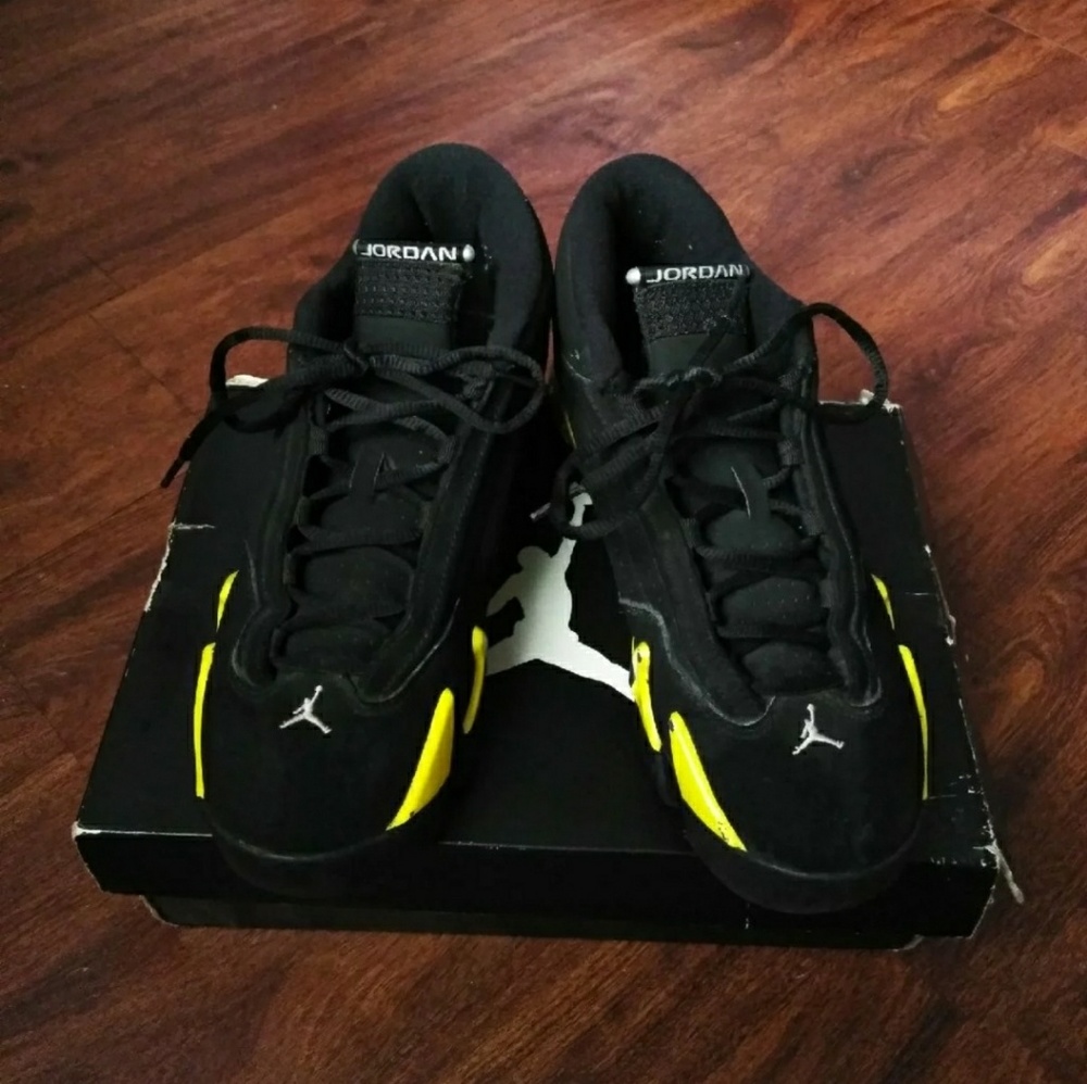 Air Jordan 14's Thunder